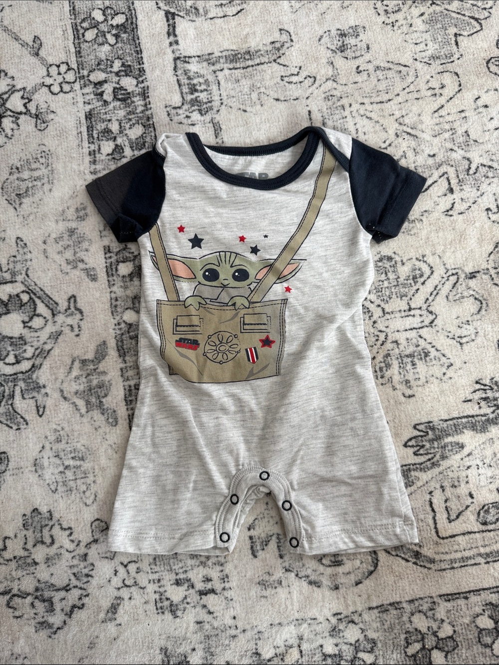 Star Wars Baby Yoda Pocket Romper - Gray and Navy